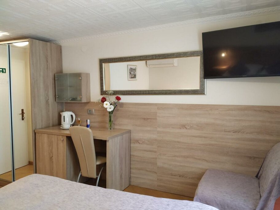 Hotel1349