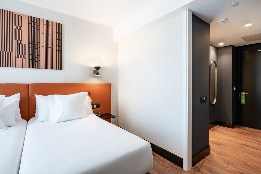 Hotel967