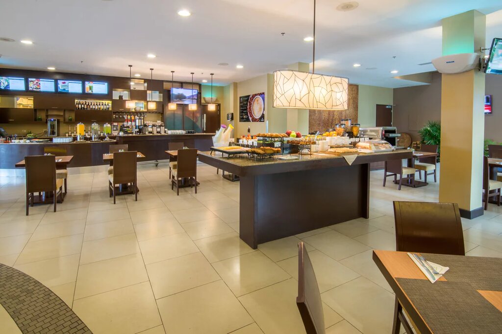 Hotel282
