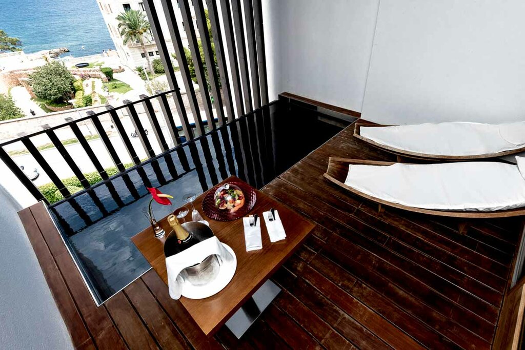 Hotel845