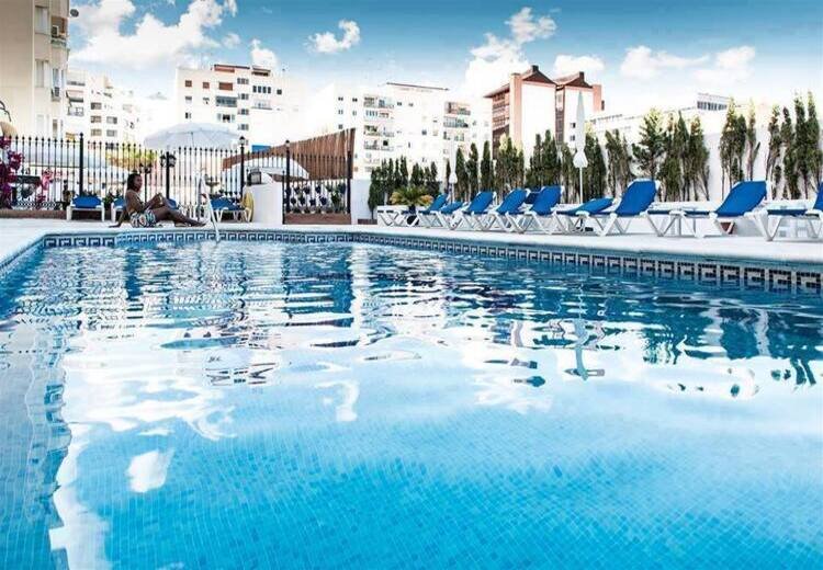 Hotel962