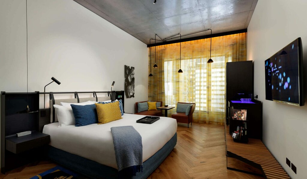 Hotel1421