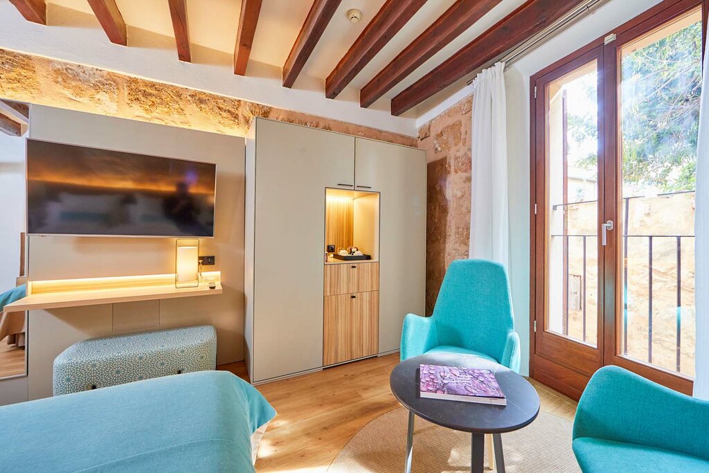 Hotel857