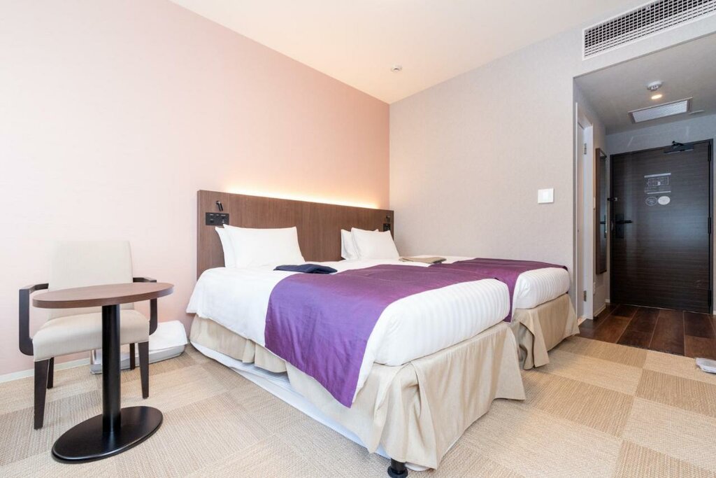 Hotel143
