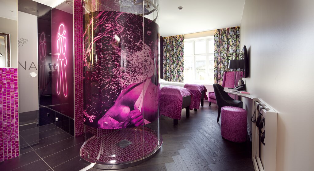 Hotel435