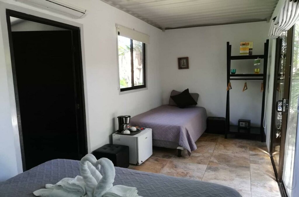 Hotel335