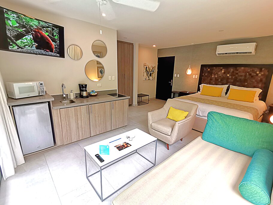 Hotel269