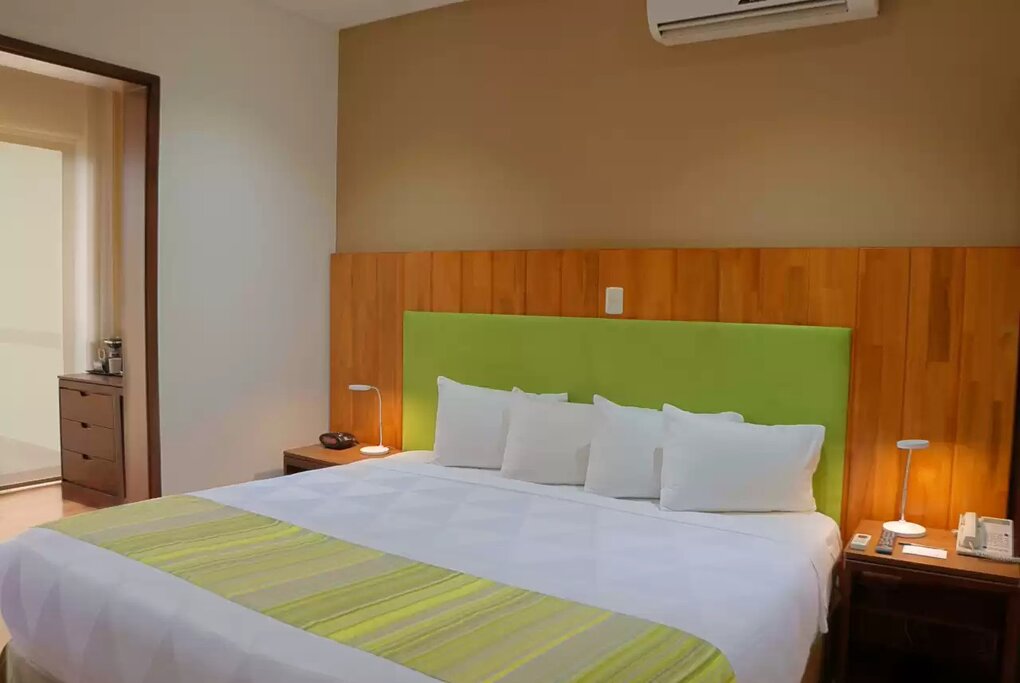 Hotel280
