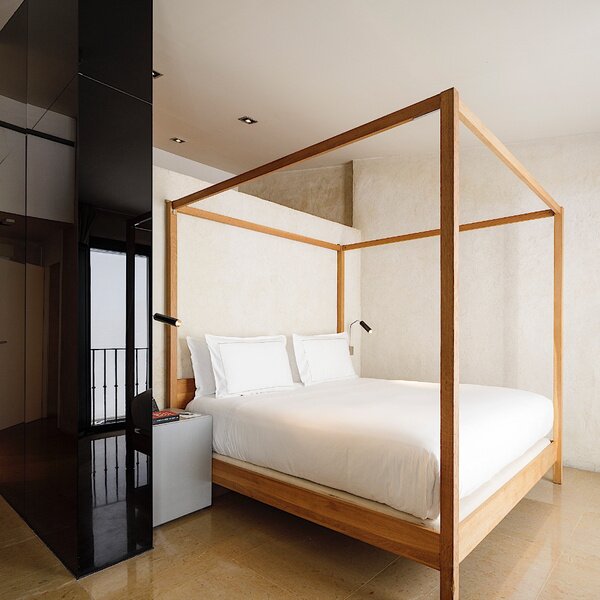 Hotel813