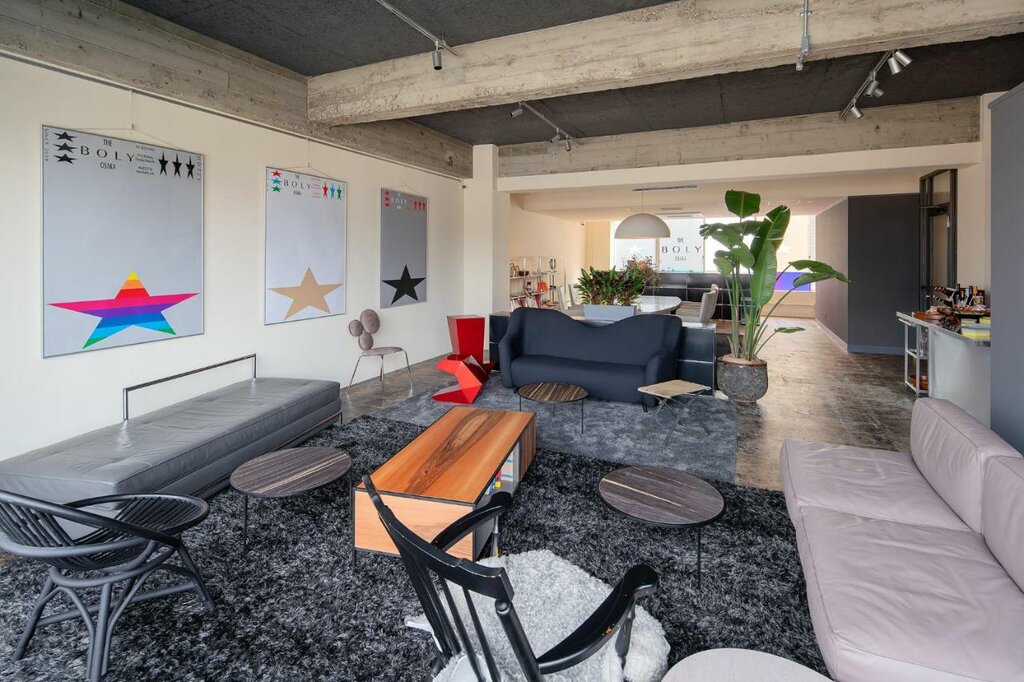 Hotel137