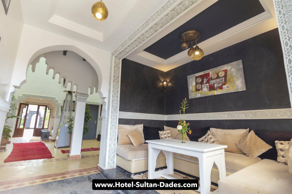 Hotel103