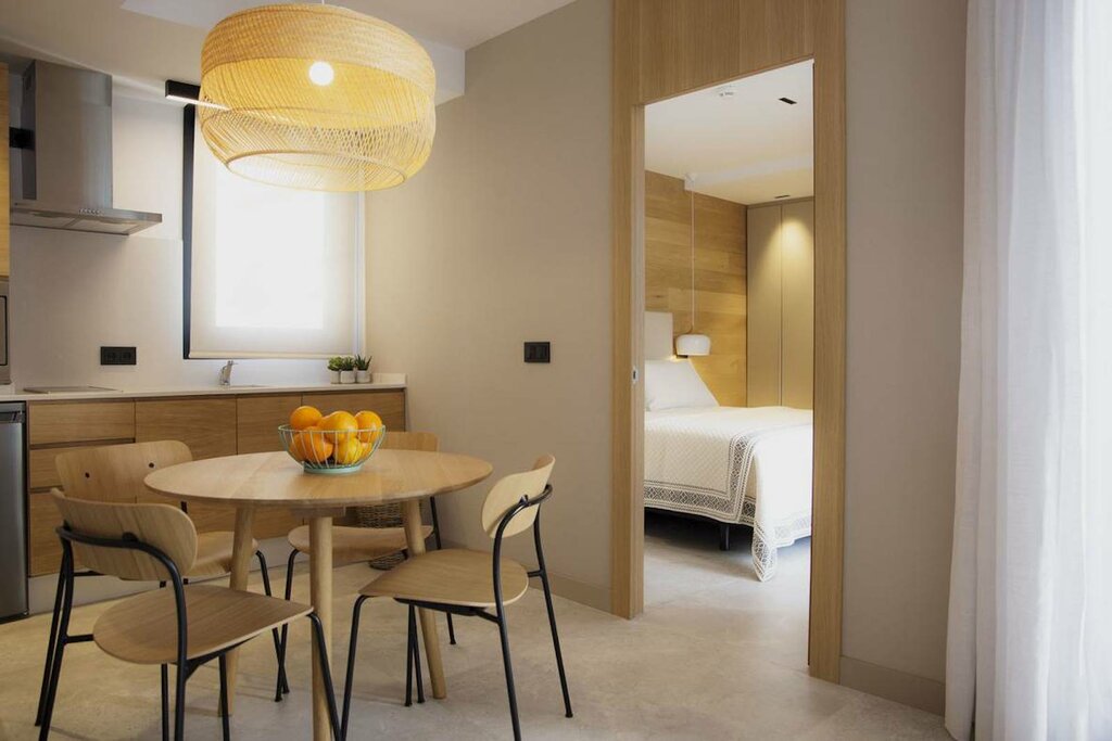 Hotel783