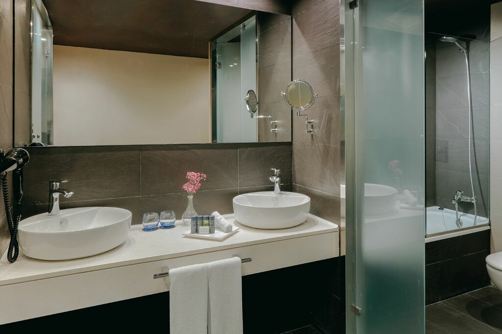 Hotel764