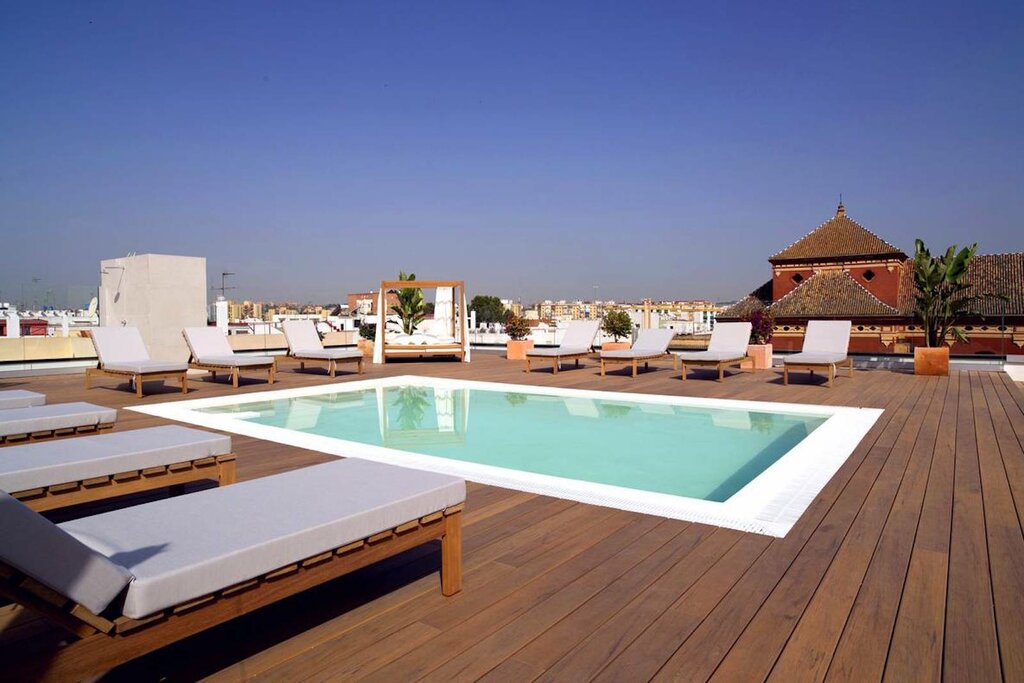 Hotel783