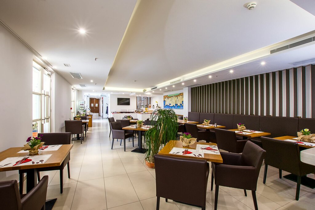 Hotel1348