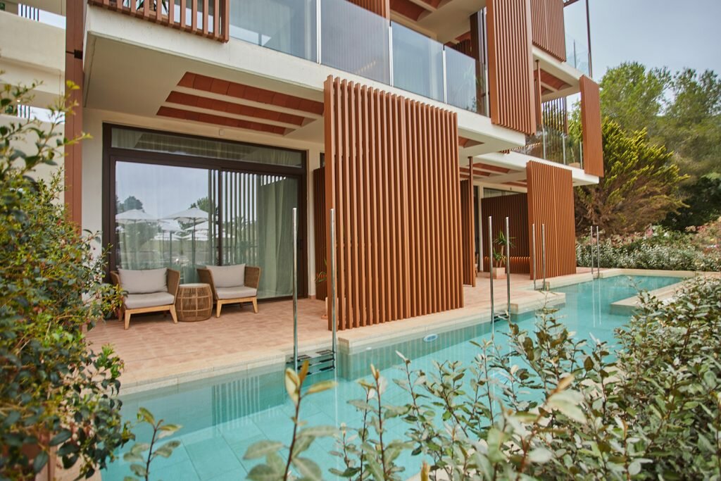 Hotel989