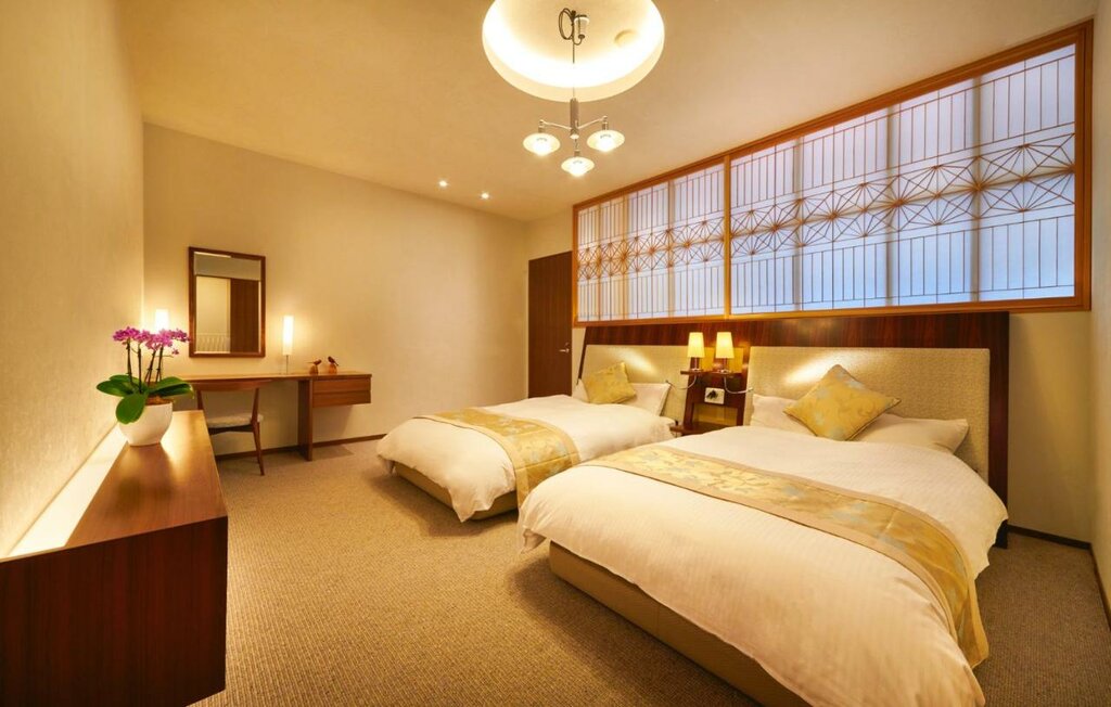 Hotel136