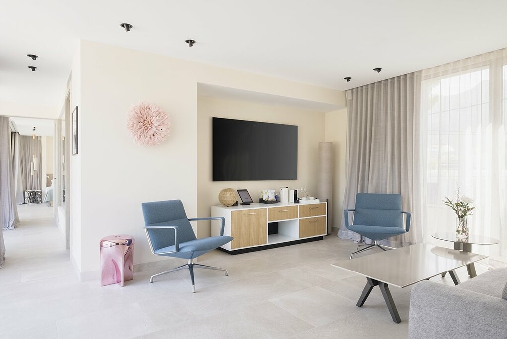 Hotel1074