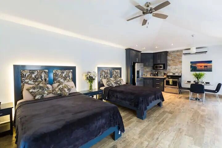 Hotel313