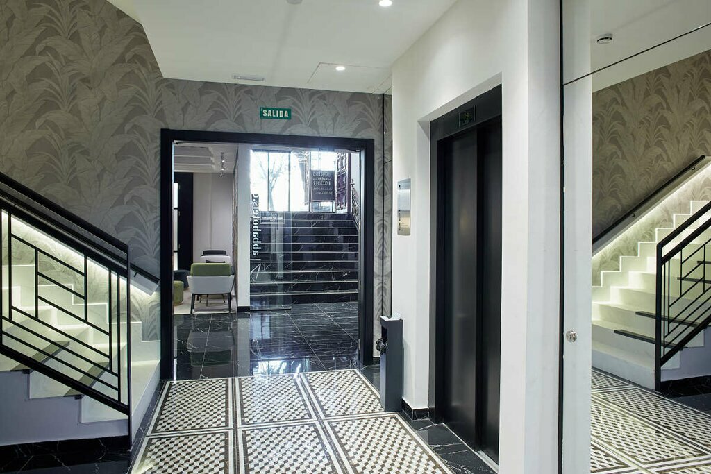 Hotel673