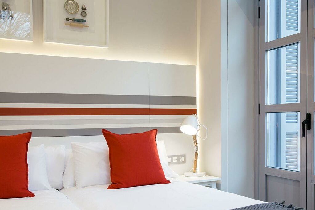 Hotel836