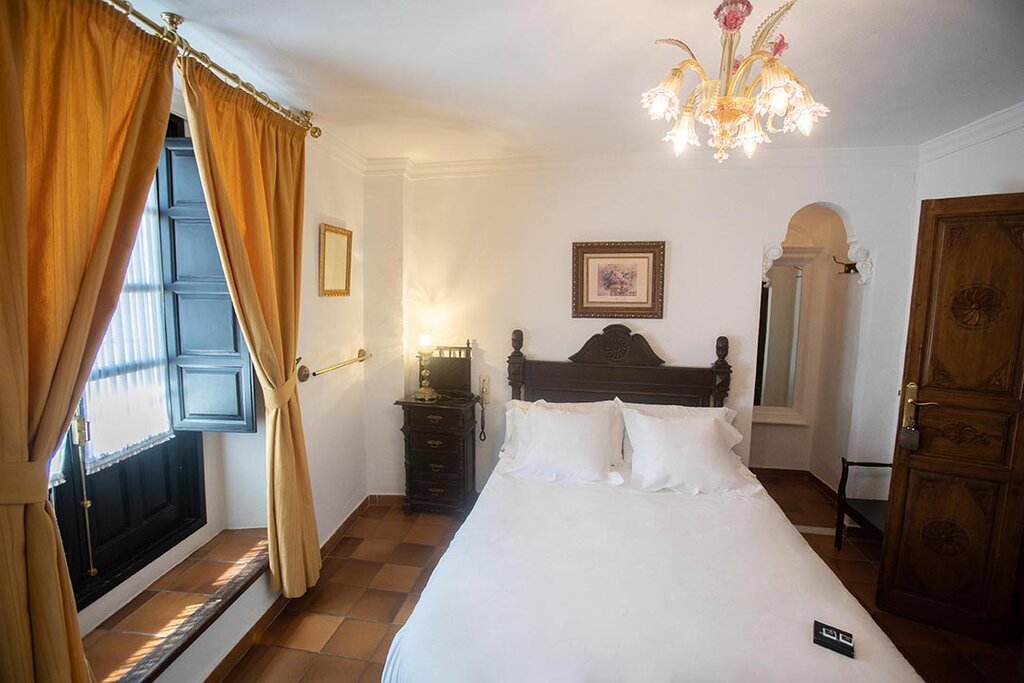 Hotel728