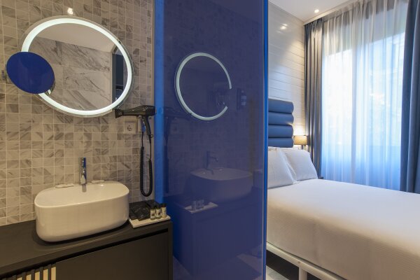 Hotel673