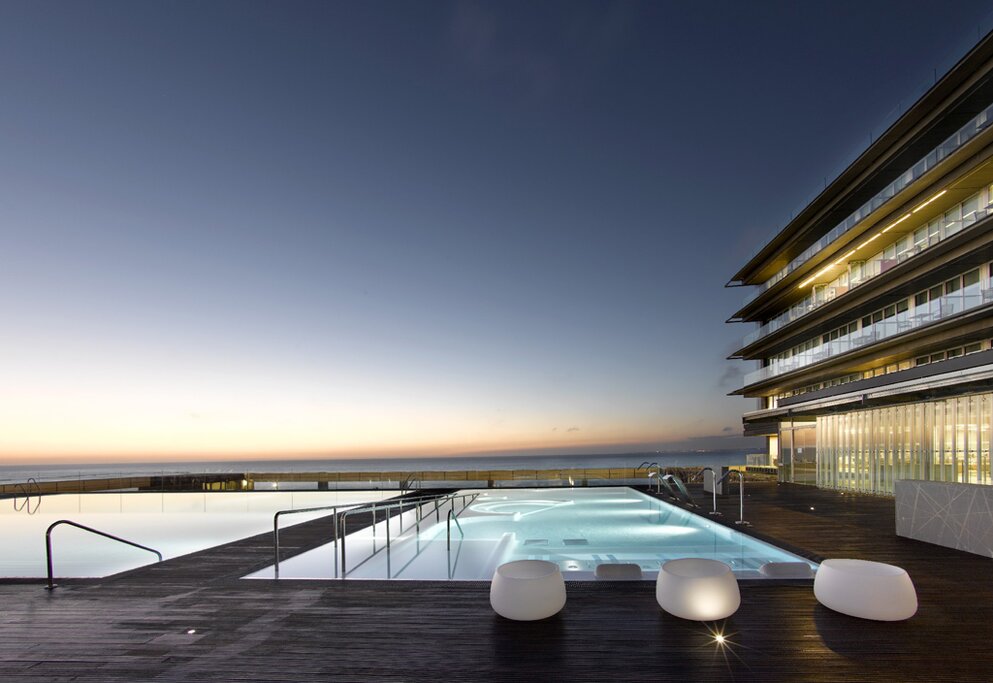 Hotel745