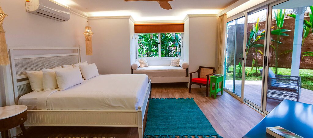 Hotel221