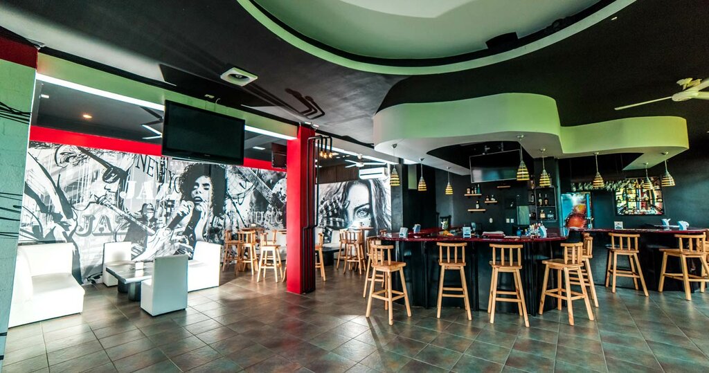 Hotel236