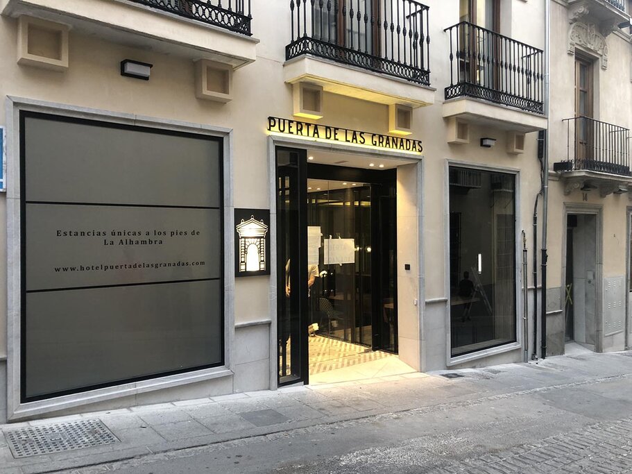 Hotel796