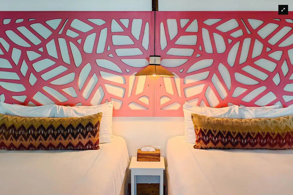 Hotel167