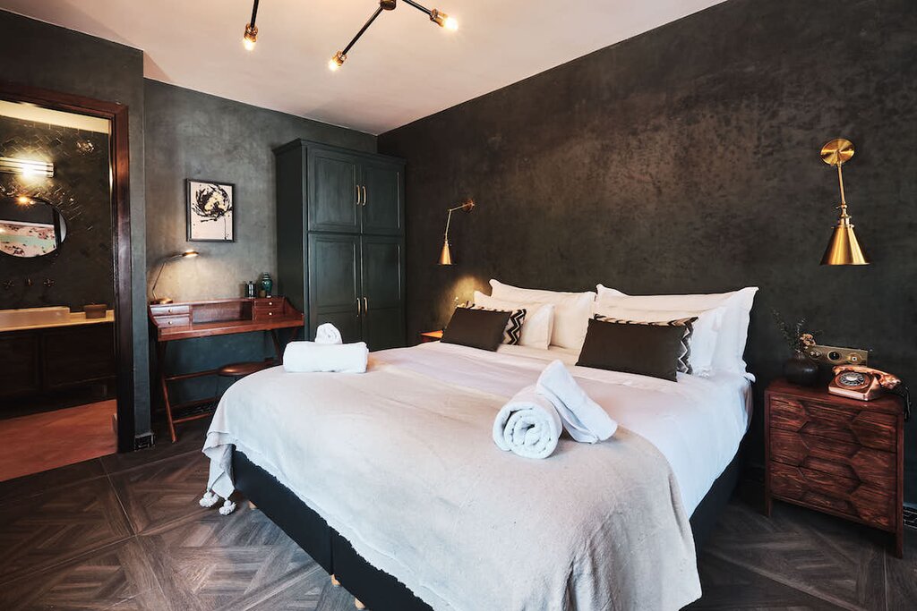 Hotel63
