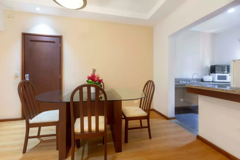 Hotel280