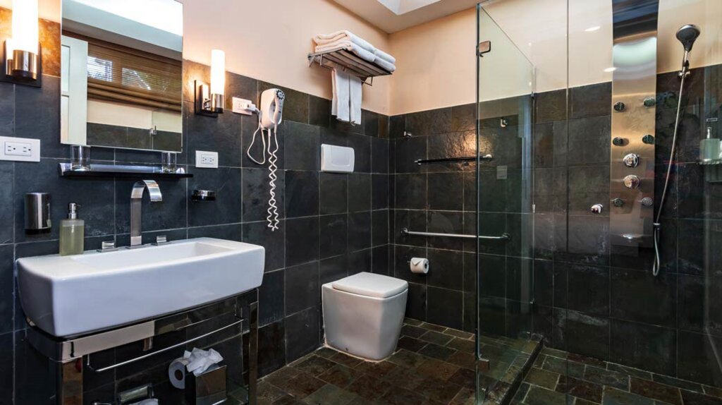 Hotel290