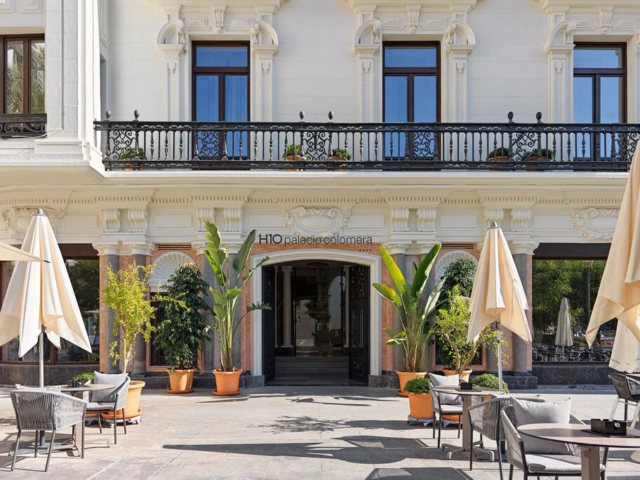 Hotel771