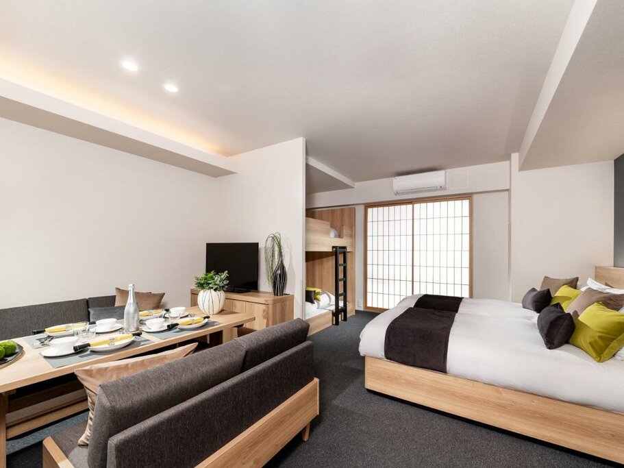 Hotel142