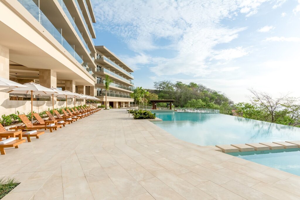 Hotel228