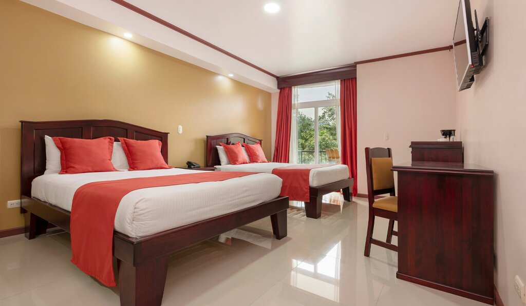 Hotel236