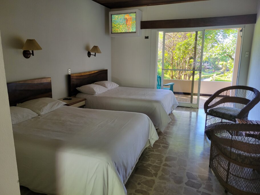 Hotel215