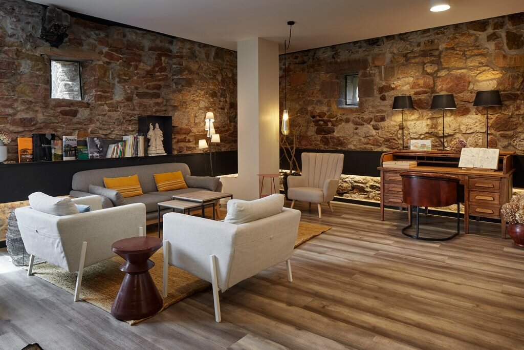 Hotel899
