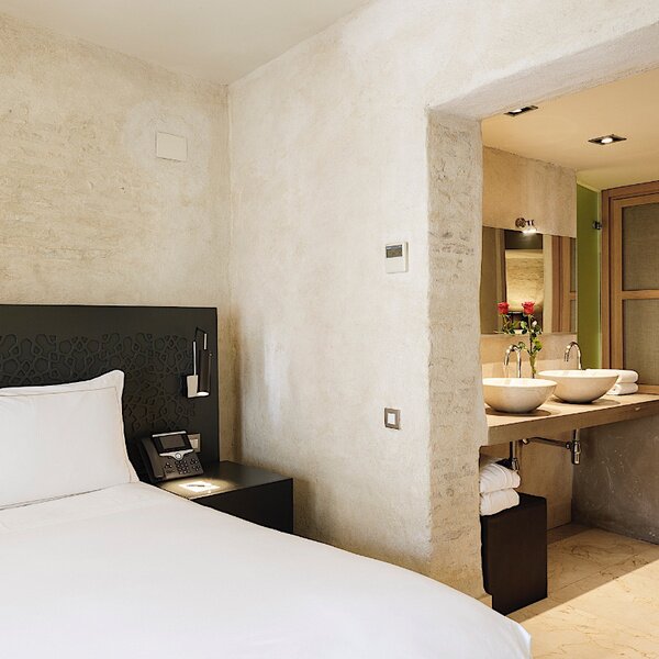 Hotel813
