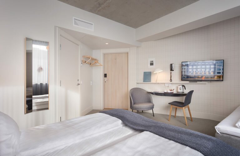 Hotel402