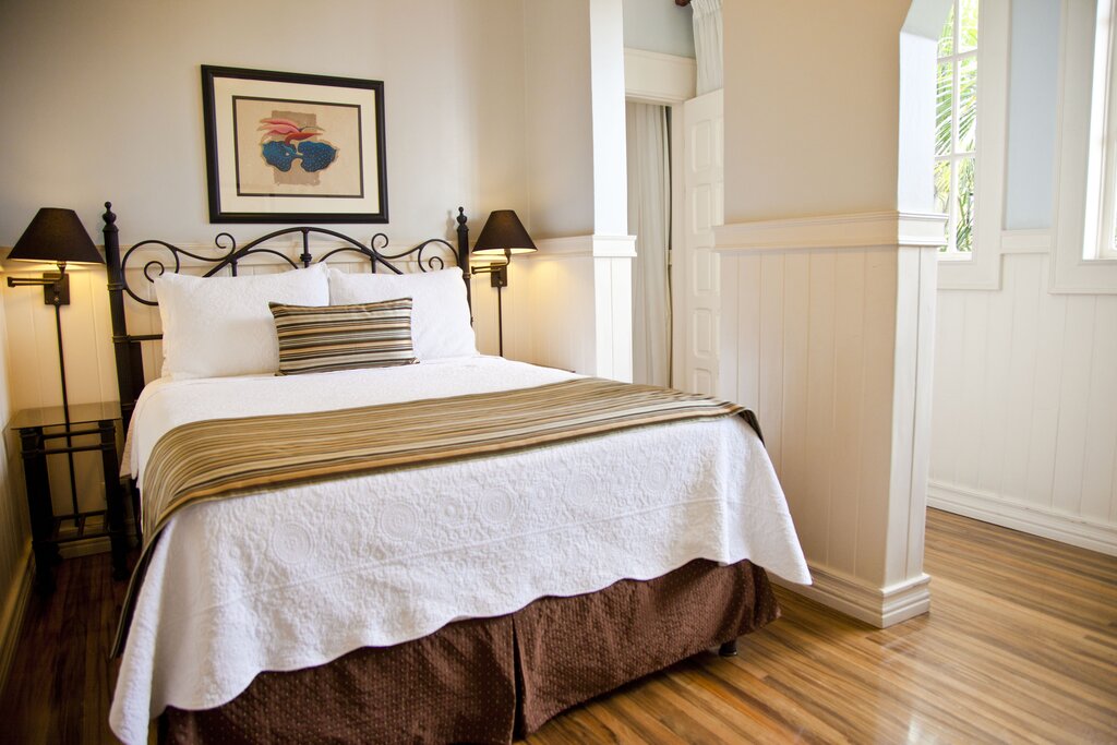 Hotel165