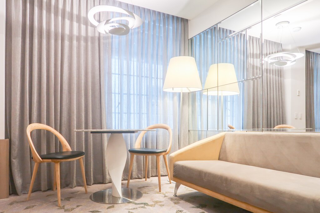 Hotel185