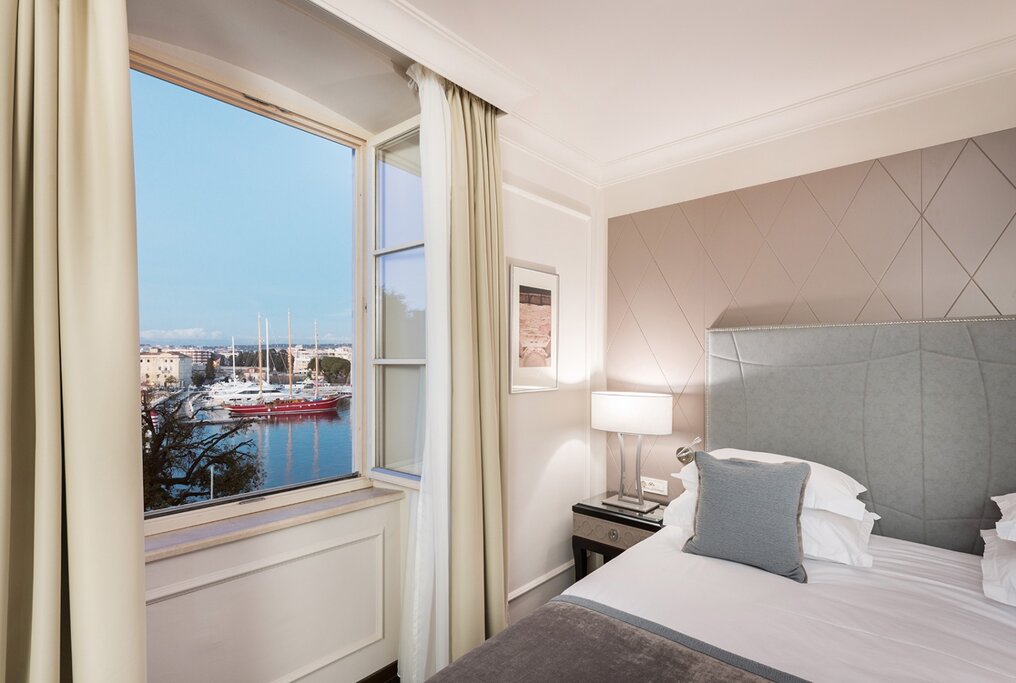 Hotel1328