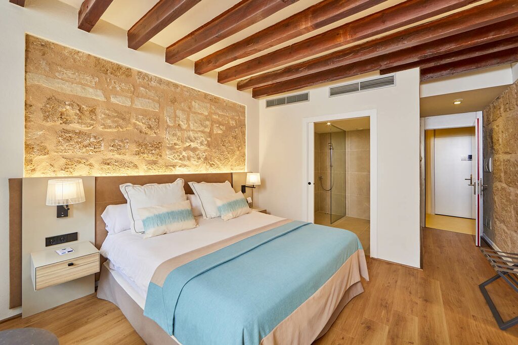 Hotel857