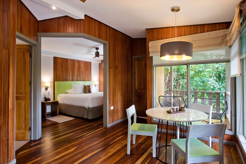 Hotel175