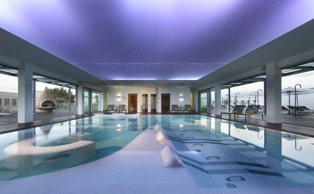 Hotel745