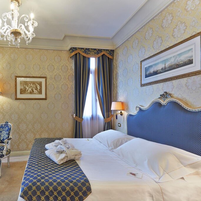 Hotel7